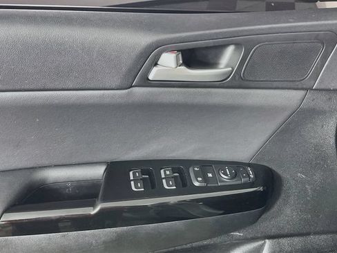 Used 2020 Kia Sportage EX FWD image 18