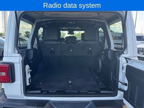 Used 2024 Jeep Wrangler Unlimited Rubicon AWD/4WD image 27