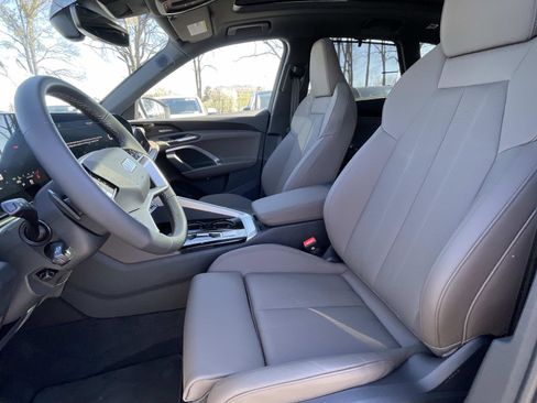 New 2025 Audi Q5 Prestige image 21