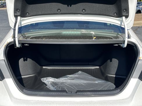 New 2025 Honda Accord SE image 24
