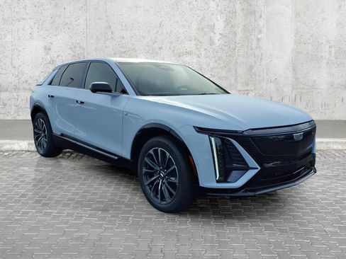 New 2026 Cadillac Lyriq Sport image 2