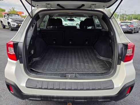 Used 2018 Subaru Outback 2.5i Premium AWD/4WD image 15