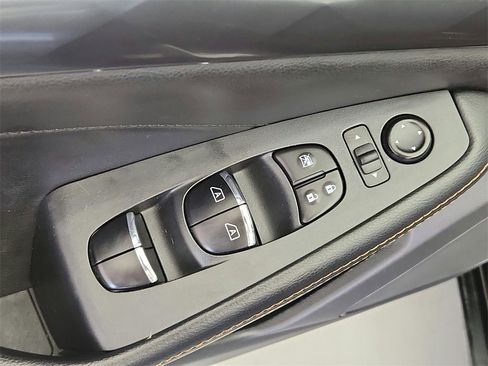 Used 2022 Nissan Maxima SR image 29