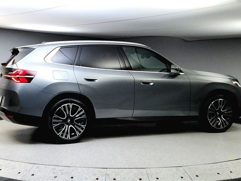 Used 2025 BMW X3 xDrive30i w/ Premium Package image 7