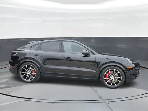 Certified 2026 Porsche Cayenne S AWD/4WD image 6