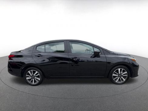 Used 2025 Nissan Versa SV FWD image 17