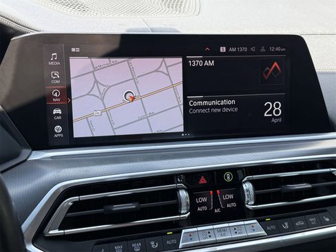 Used 2022 BMW X5 sDrive40i w/ Premium Package image 28