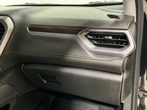 Used 2023 GMC Acadia AT4 w/ Technology Package AWD/4WD image 16