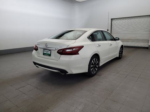Used 2018 Nissan Altima 2.5 SV w/ 2.5 SV Technology Package FWD image 9