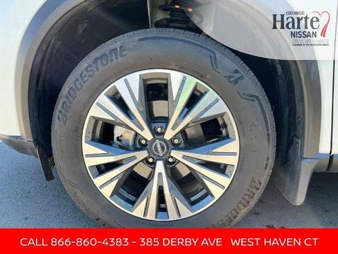 Certified 2023 Nissan Rogue SV w/ SV Premium B Package AWD/4WD image 13