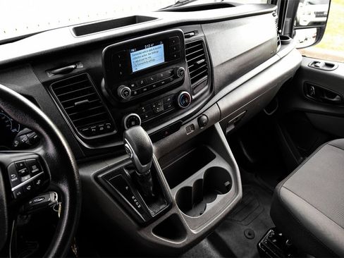 Used 2023 Ford Transit 250 Base image 19