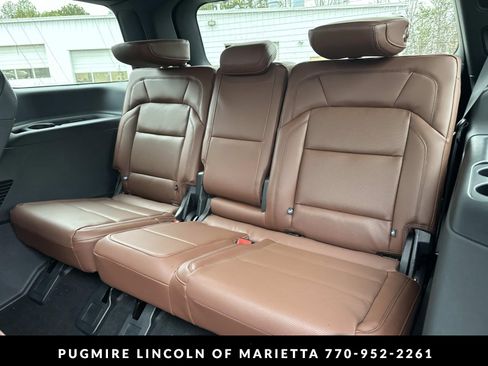 New 2026 Lincoln Navigator Reserve AWD/4WD image 25