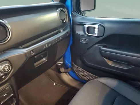 Certified 2023 Jeep Wrangler Willys image 19