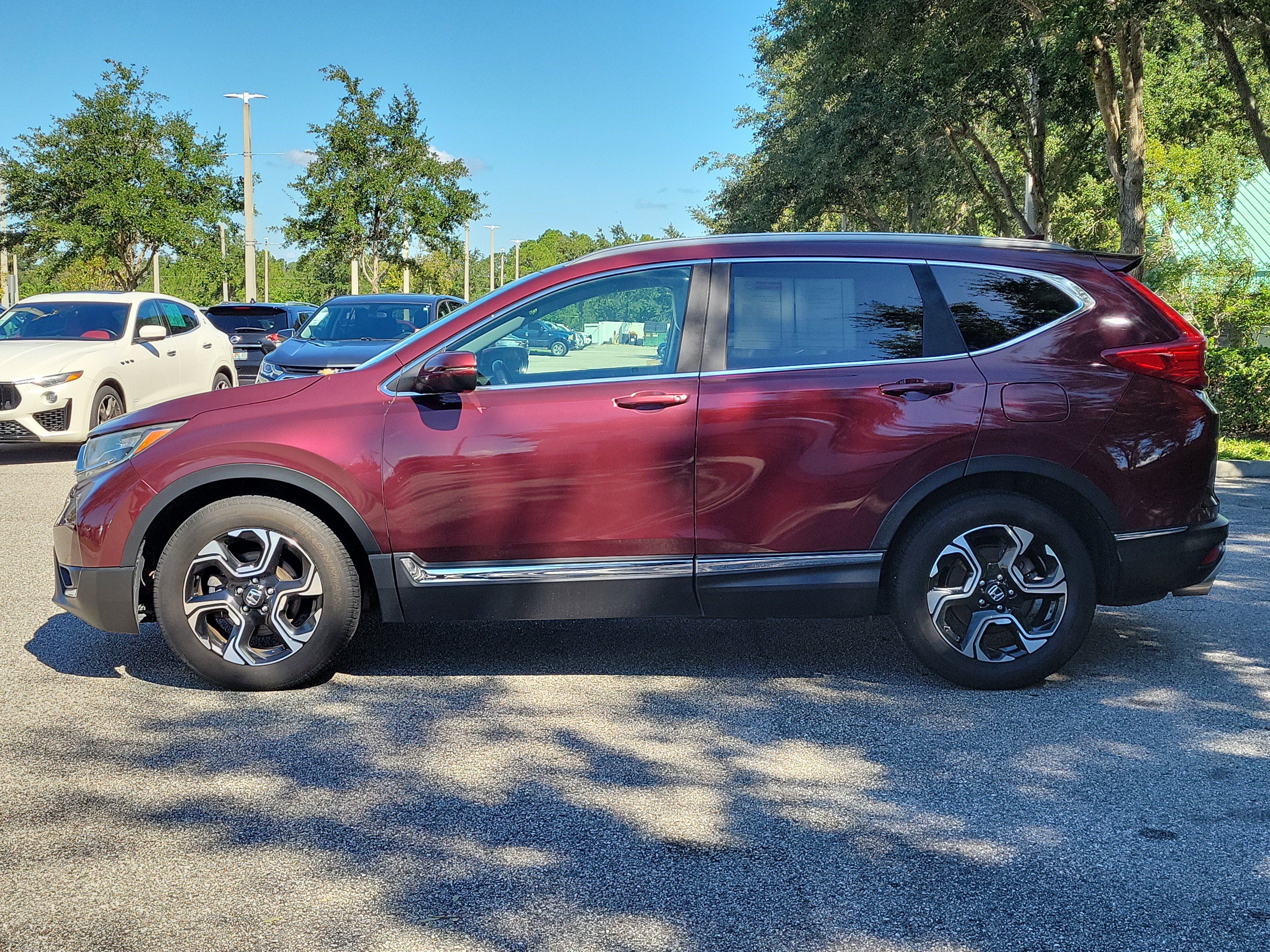 Used 2017 Honda CR-V Touring image 9