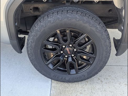 Used 2023 GMC Sierra 1500 Pro w/ Graphite Edition AWD/4WD image 14