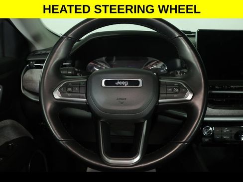 Used 2022 Jeep Compass Latitude AWD/4WD image 8