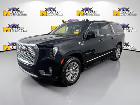 Used 2021 GMC Yukon XL Denali AWD/4WD image 1