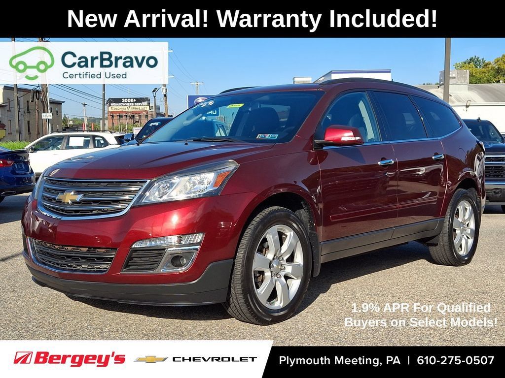 Used 2017 Chevrolet Traverse LT w/ Style and Technology Package AWD/4WD image 1