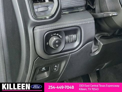 Used 2022 RAM 1500 Limited w/ Body Color Bumper Group AWD/4WD image 11