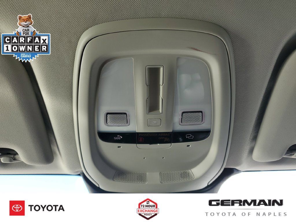 Used 2024 Volvo XC60 B5 Core w/ Protection Package Premier AWD/4WD image 34