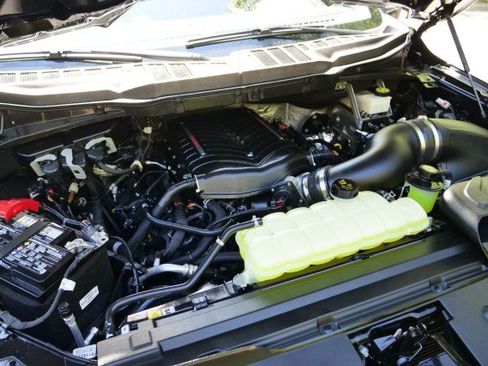 Used 2024 Ford F150 XL image 2