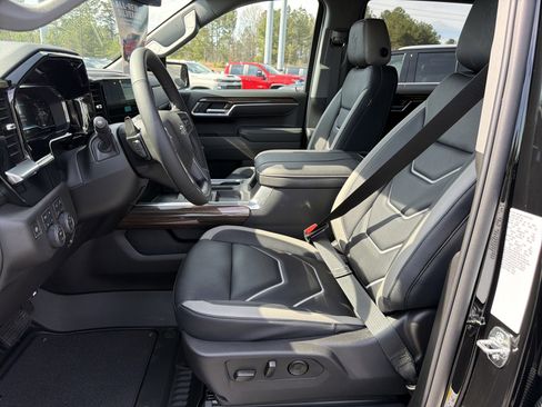 New 2025 Chevrolet Silverado 1500 RST w/ Convenience Package II image 9