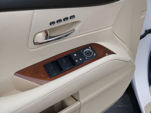 Used 2014 Lexus RX 350 AWD w/ Navigation Package image 19