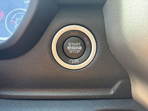 Used 2024 RAM 2500 Laramie w/ Safety Group AWD/4WD image 29