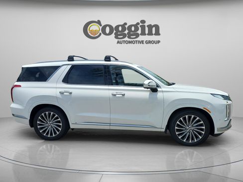 Used 2023 Hyundai Palisade Calligraphy AWD/4WD image 6