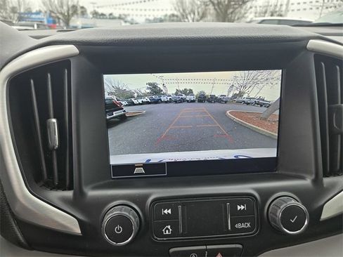 Used 2023 GMC Terrain SLT image 12