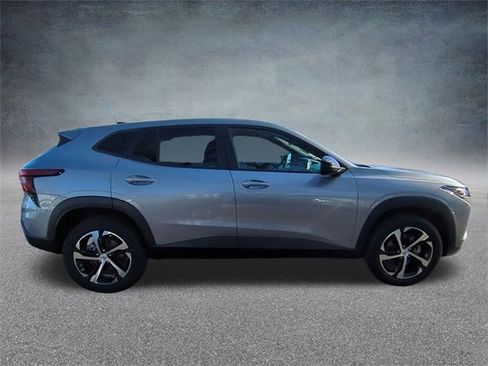 Used 2024 Chevrolet Trax RS w/ Driver Confidence Package image 10