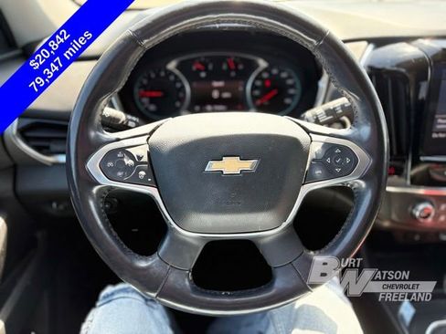 Used 2021 Chevrolet Traverse LT FWD image 14