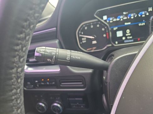 Used 2021 GMC Yukon SLT image 32