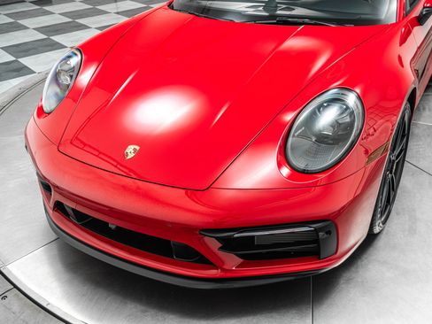 Used 2022 Porsche 911 Cabriolet image 37