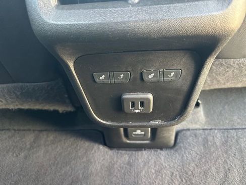 Used 2022 Chevrolet Equinox Premier AWD/4WD image 50
