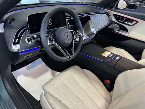New 2026 Mercedes-Benz E 350 4MATIC Sedan image 5