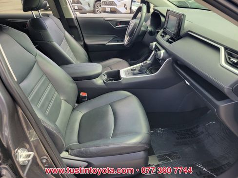 Certified 2022 Toyota RAV4 XLE Premium AWD/4WD image 15