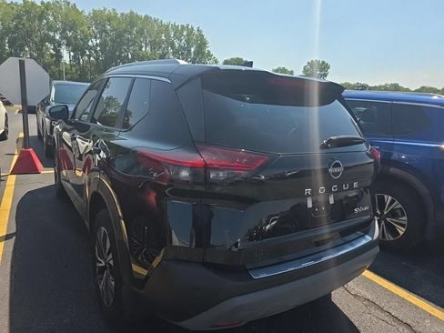 Certified 2023 Nissan Rogue SV w/ SV Premium B Package AWD/4WD image 6