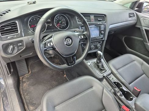 Used 2021 Volkswagen Golf 4-Door FWD image 10