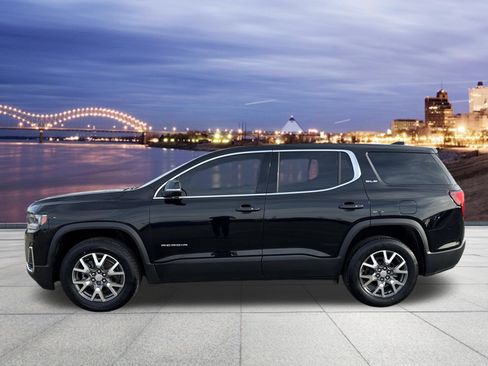 Used 2023 GMC Acadia SLE image 2
