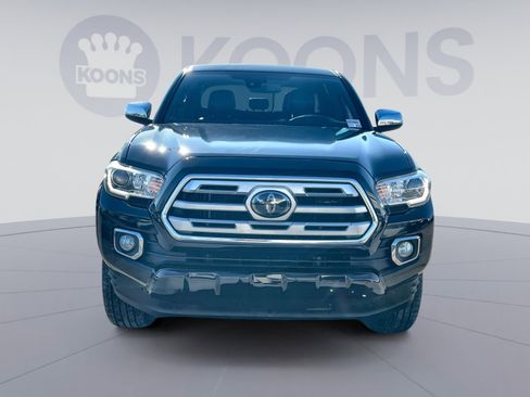 Used 2018 Toyota Tacoma Limited image 11