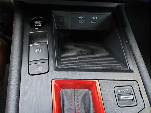 Used 2025 Nissan Kicks SR AWD/4WD image 20