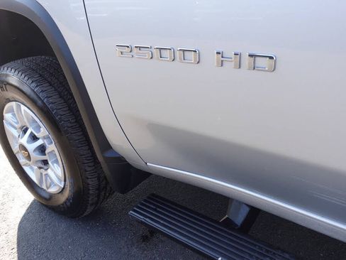 Used 2022 Chevrolet Silverado 2500 W/T w/ WT Convenience Package AWD/4WD image 14