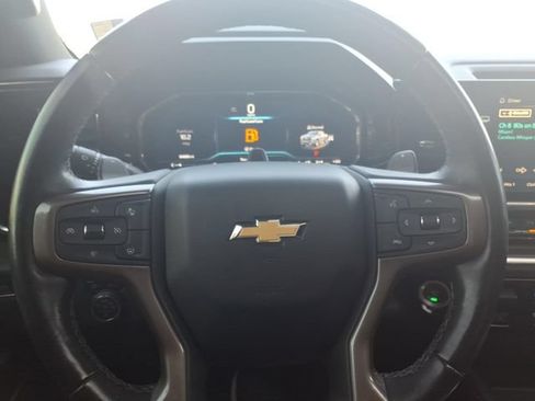 Used 2023 Chevrolet Silverado 1500 High Country w/ High Country Premium Package AWD/4WD image 22