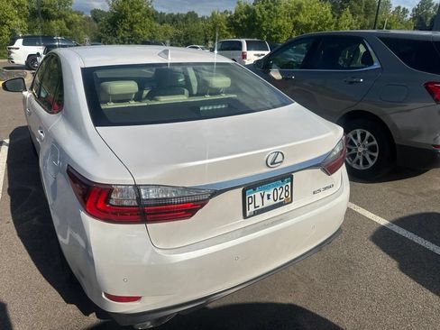 Used 2017 Lexus ES 350 w/ Luxury Package FWD image 30
