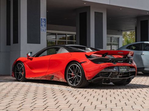 Used 2020 McLaren 720S Performance RWD image 41