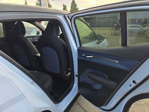 New 2026 Volvo EX30 Ultra w/ Protection Package AWD/4WD image 13