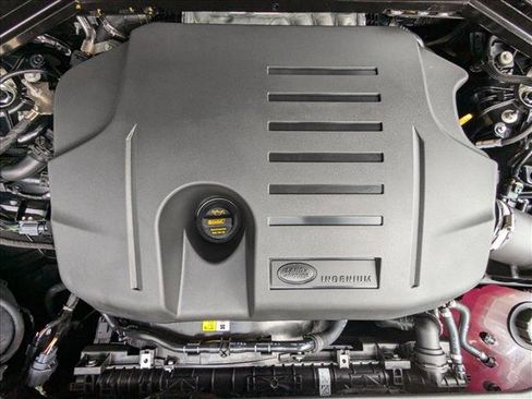 New 2025 Land Rover Defender 110 S image 17