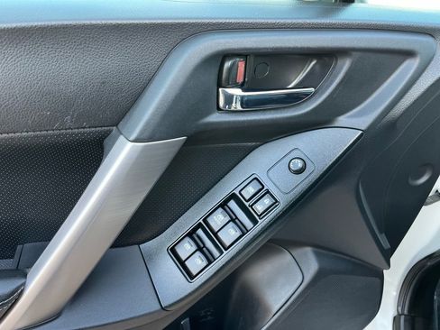 Used 2015 Subaru Forester 2.0XT Touring w/ Eyesight & Navigation System image 9