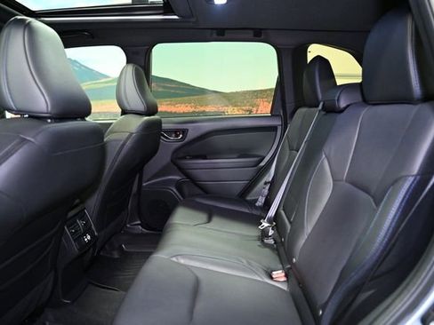 Used 2025 Subaru Forester Limited image 53